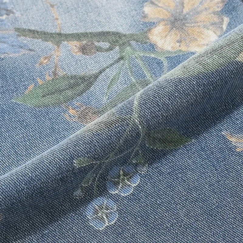 Geblümte Jeans